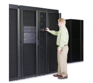 APC InRow SC, 300mm, Air Cooled, Self-contained 200-240v 50Hz | Success ...
